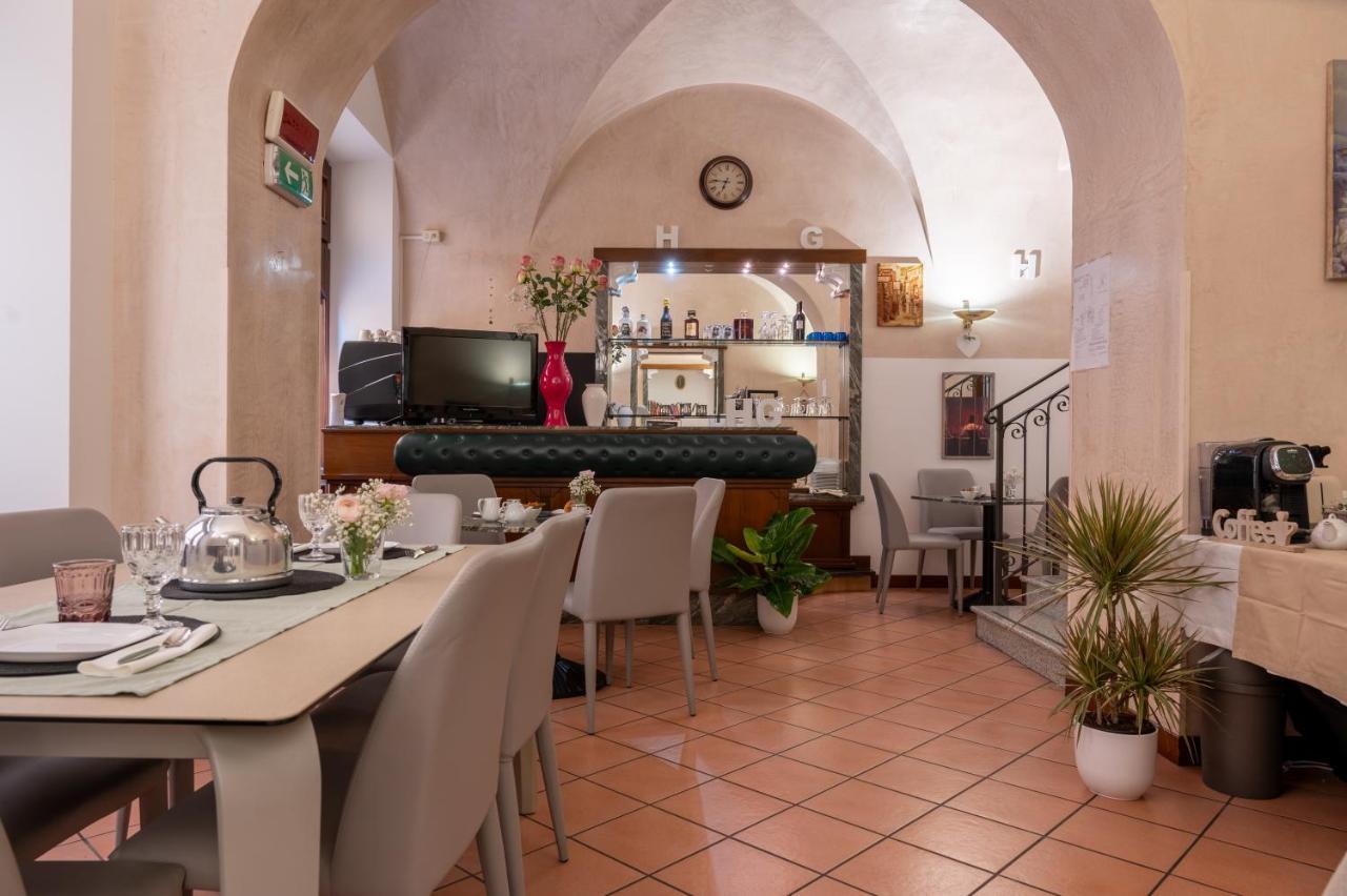Hotel Grimaldi Treia エクステリア 写真