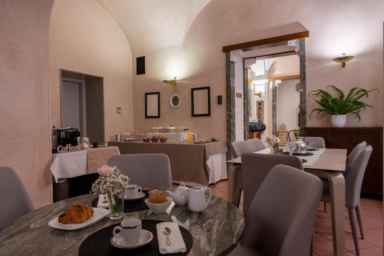 Hotel Grimaldi Treia エクステリア 写真